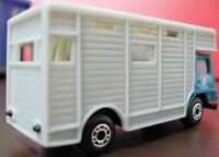 horse box